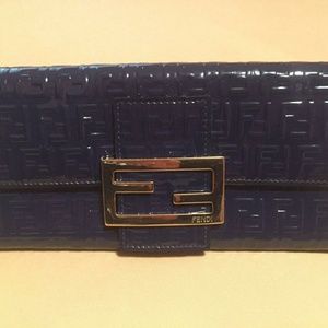Fendi P. Foglio Forever Vernice wallet